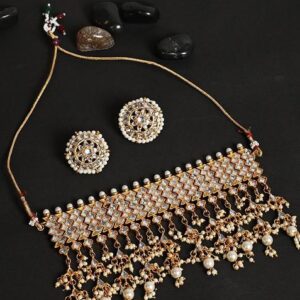 Gold Plated Gold Toned White Kundan Studded Choker Jewellery Set
