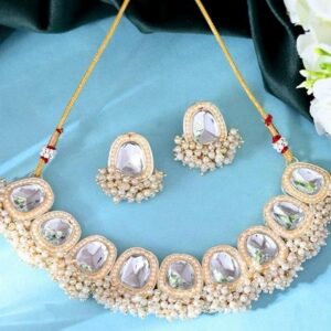 Gold Plated Kundan Studded Choker And Earrings Set