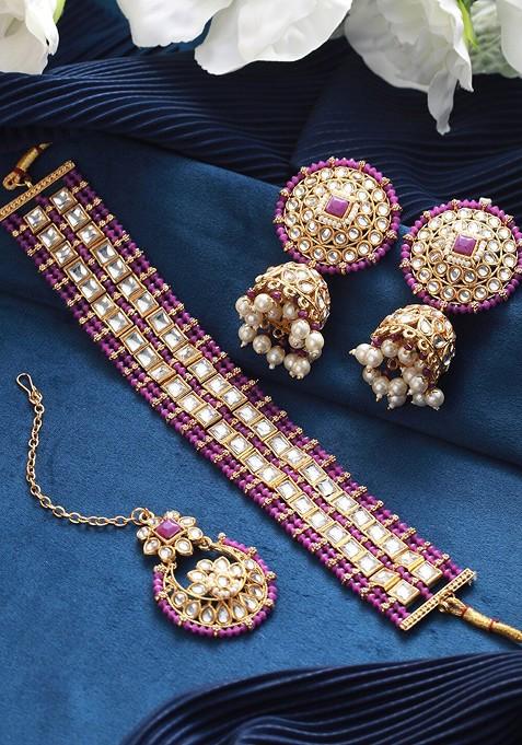 Gold Plated Kundan Studded And Pearl Beaded Choker Jewellery Set With Maangtikka