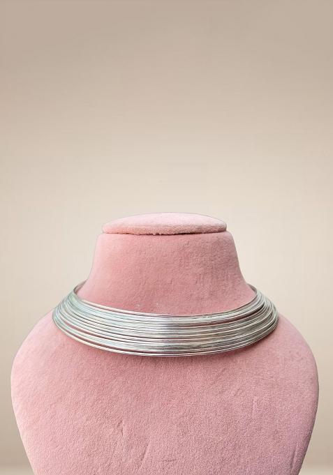 Minimal Silver Hasli Choker